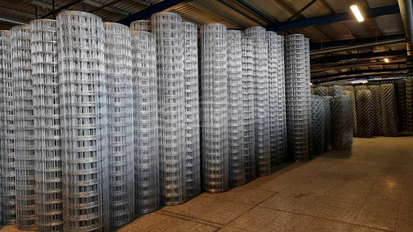 Vadháló drótkerítés kerítésdrót betonoszlop tüskésdrót tüskéshuzal ker - 6/8