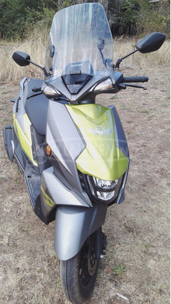 Suzuki Avenis 125 - 1/4