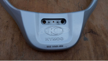 Kymco Xciting 250 - 500 hátsó kapaszkodó