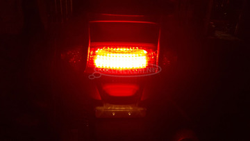 Kymco Xciting 250 - 500 hátsó lámpa