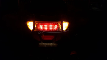 Kymco Xciting 250 - 500 hátsó lámpa