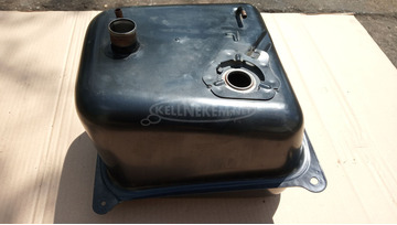 Kymco Xciting 250 - 500 üzemanyag tank karburátoros