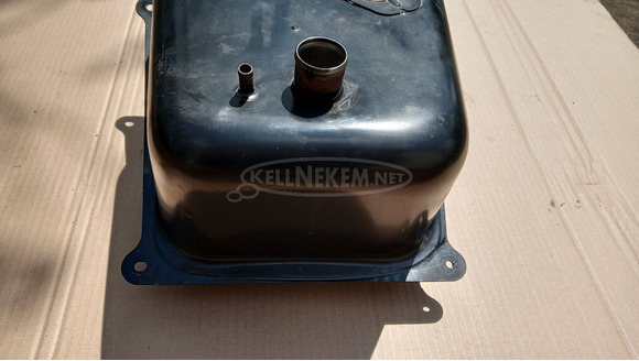Kymco Xciting 250 - 500 üzemanyag tank karburátoros - 5/10