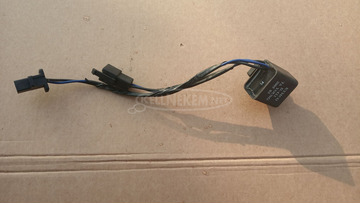 Kymco Xciting 250 - 500 ventilátort kapcsoló relé