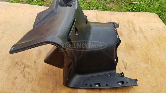 Kymco Xciting 250 - 500 térdidom - 10/10