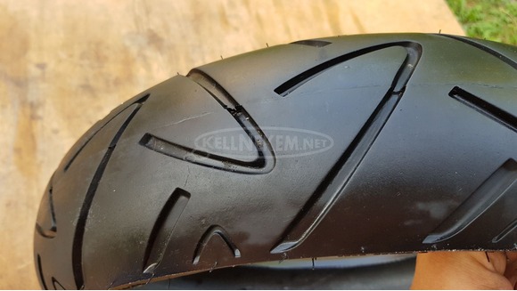Kymco Xciting 500 első gumi 2014 -es - 10/10