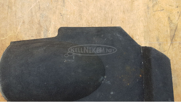 Kymco Xciting 500 sisaktartó bélés - 3/4