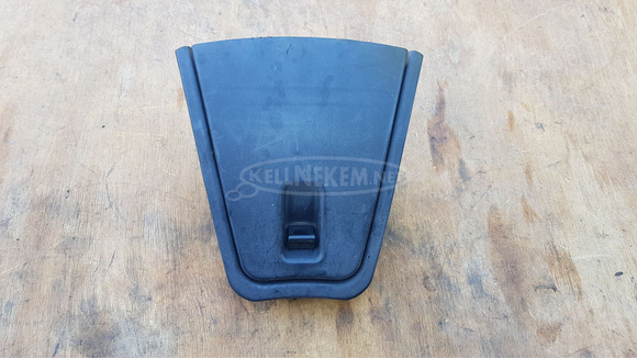 Kymco Xciting 250 - 500 ülésre tároló rekesz - 3/8