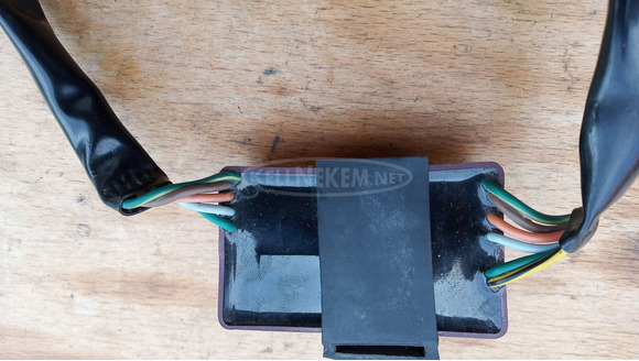 Kymco Xciting 300 i.e R lámpa elektronika - 4/8
