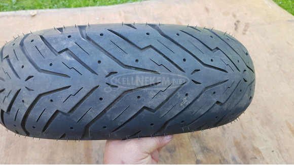 Kymco Xciting 250 hátsó gumi - 7/10