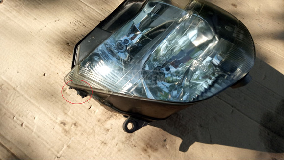 Honda Pantheon 125 - 150 2T első lámpa sérült - 2/9