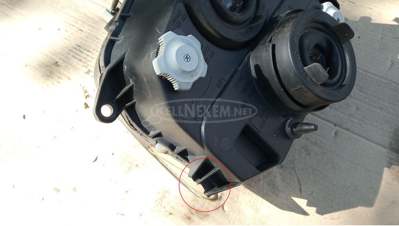 Honda Pantheon 125 - 150 2T első lámpa sérült - 6/9
