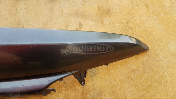 Yamaha Majesty 400 oldalidom jobbos sérült Yamaha Majesty 400 oldalidom jobbos sérült