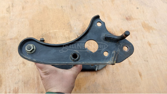 Yamaha Majesty 125 - 180 lengőkar Yamaha Majesty 125 - 180 lengőkar