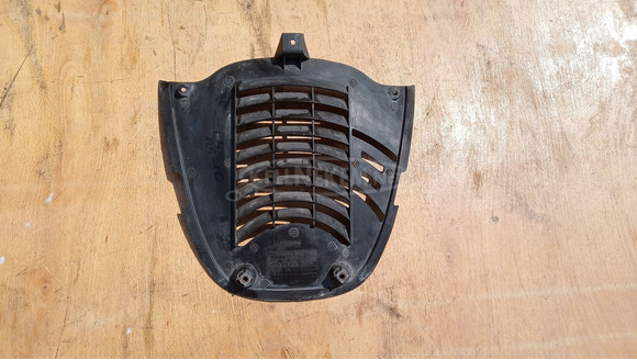 Yamaha Majesty 125 - 180 hűtő előtti idom Yamaha Majesty 125 - 180 hűtő előtti idom