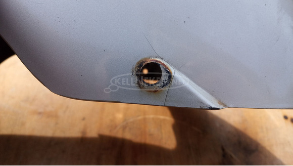 Yamaha Majesty 125 - 180 első sárvédő sérült Yamaha Majesty 125 - 180 első sárvédő sérült