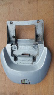 Yamaha Majesty 125 - 180 hátsó kapaszkodó