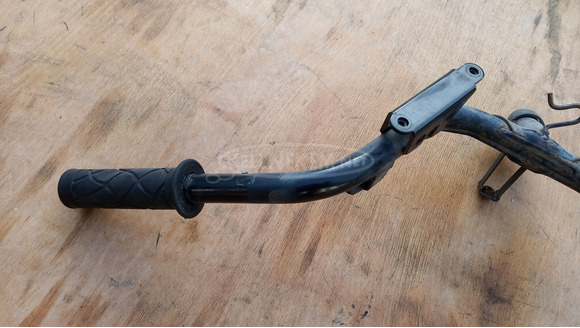 Yamaha Majesty 125 - 180 kormány - 2/9