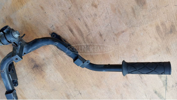 Yamaha Majesty 125 - 180 kormány - 6/9