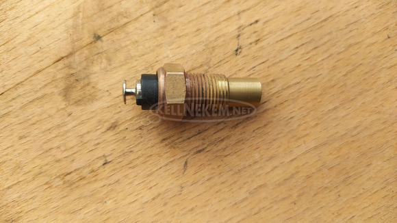 Yamaha Majesty 125 - 180 vízhőmérséklet érzékelő Yamaha Majesty 125 - 180 vízhőmérséklet érzékelő