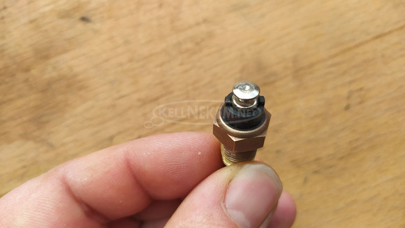 Yamaha Majesty 125 - 180 vízhőmérséklet érzékelő Yamaha Majesty 125 - 180 vízhőmérséklet érzékelő