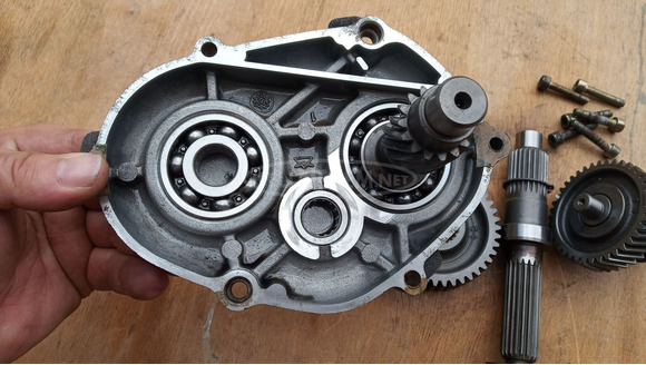 Yamaha Majesty 125 - 150 hátsó végáttétel dobfékes