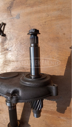 Yamaha Majesty 125 - 150 hátsó végáttétel dobfékes