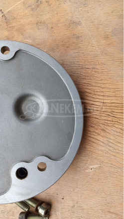 Yamaha Majesty 125 - 180 olajpumpa fedél Yamaha Majesty 125 - 180 olajpumpa fedél