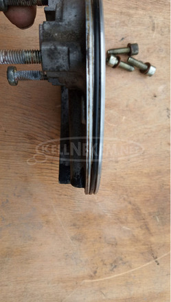 Yamaha Majesty 125 - 180 olajpumpa fedél Yamaha Majesty 125 - 180 olajpumpa fedél