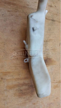 Yamaha Majesty 125 - 150 kiegyenlítő tartály Yamaha Majesty 125 - 150 kiegyenlítő tartály