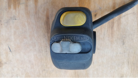 Yamaha Majesty 125 - 150 kormánykapcsoló jobbos dobfékes Yamaha Majesty 125 - 150 kormánykapcsoló jobbos dobfékes