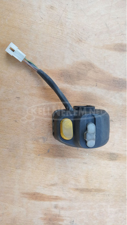 Yamaha Majesty 125 - 150 kormánykapcsoló jobbos dobfékes Yamaha Majesty 125 - 150 kormánykapcsoló jobbos dobfékes