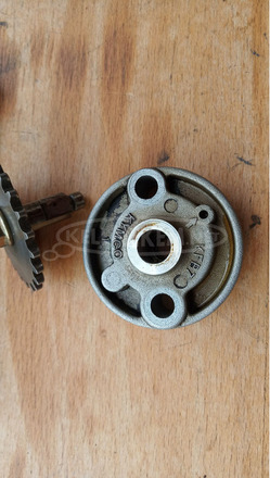 Malaguti Ciak Kymco People 125 - 200 olajpumpa Malaguti Ciak Kymco People 125 - 200 olajpumpa