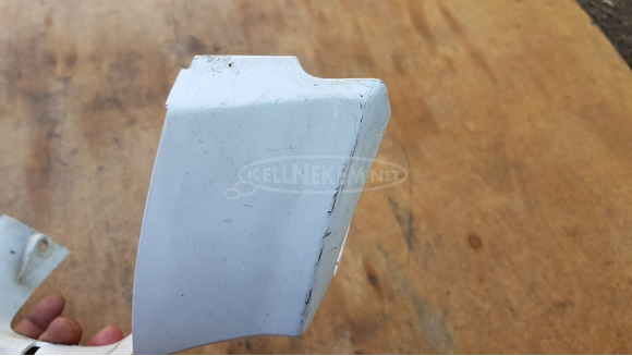 Kymco People s 125 - 200 kormányidom első fehér sérült - 9/10