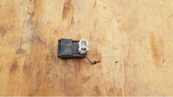 Kymco People S 125 - 200 első lámpa elektronika - 1/6