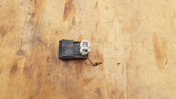 Kymco People S 125 - 200 első lámpa elektronika