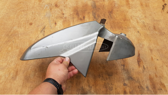 Kymco People S 125 - 200 első sárvédő - 6/7