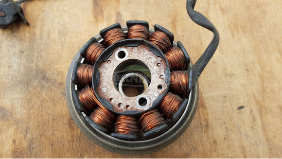 Kymco People S 125 - 200 gyújtás - 2/8