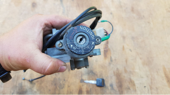 Kymco People S 125 - 200 gyújtáskapcsoló - 4/10