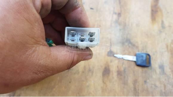 Kymco People S 125 - 200 gyújtáskapcsoló - 8/10