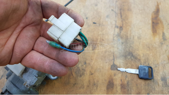 Kymco People S 125 - 200 gyújtáskapcsoló - 9/10