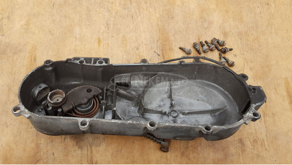 Kymco People S 125 - 150 kuplung fedél - 4/10