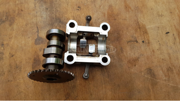 Kymco People S 125 - 150 vezérműtengely himbával - 1/10