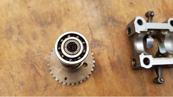 Kymco People S 125 - 150 vezérműtengely himbával - 5/10