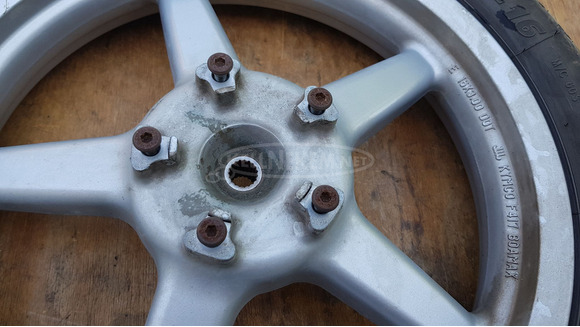 Kymco People S 125 - 200 hátsó kerék tárcsafékes - 2/9