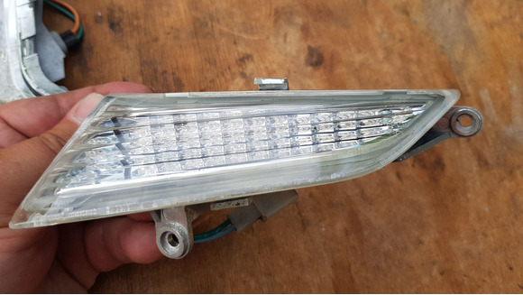 Kymco People S 50 - 200 első irányjelző pár - 6/9