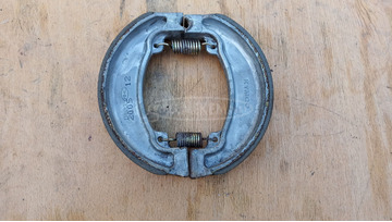 Kymco People S 125 - 200 hátsó fékbetét Kymco People S 125 - 200 hátsó fékbetét