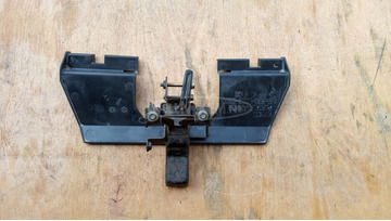 Kymco People S 125 - 200 első idomtartó konzol Kymco People S 125 - 200 első idomtartó konzol