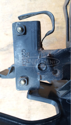 Kymco People S 125 - 200 első idomtartó konzol - 6/7