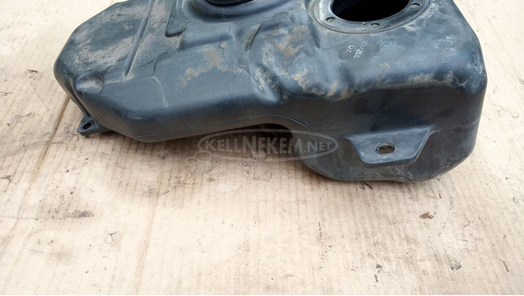 Kymco People S 125 - 200 üzemanyag tank 2 - 4/8